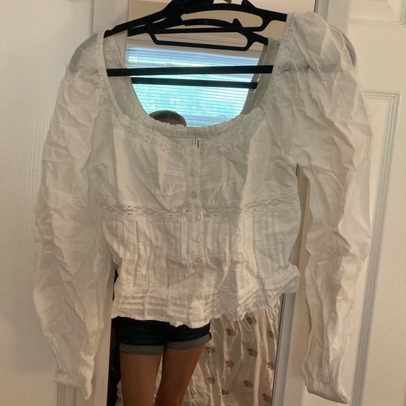 American Eagle Outfitters Cream Lace Blouse - Picture 2 of 8